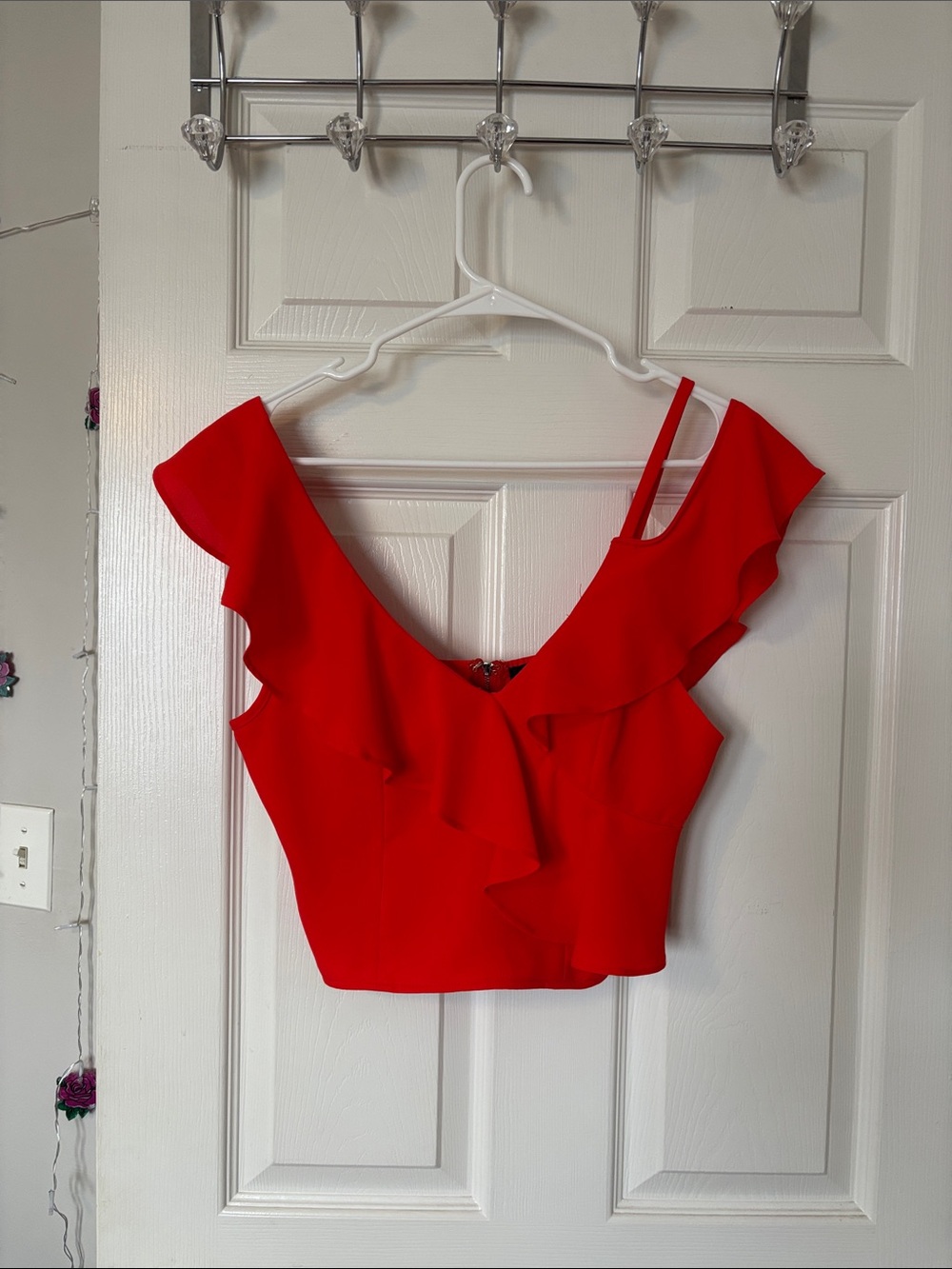 Lulu's Red Ruffle V-Neck Crop Top
